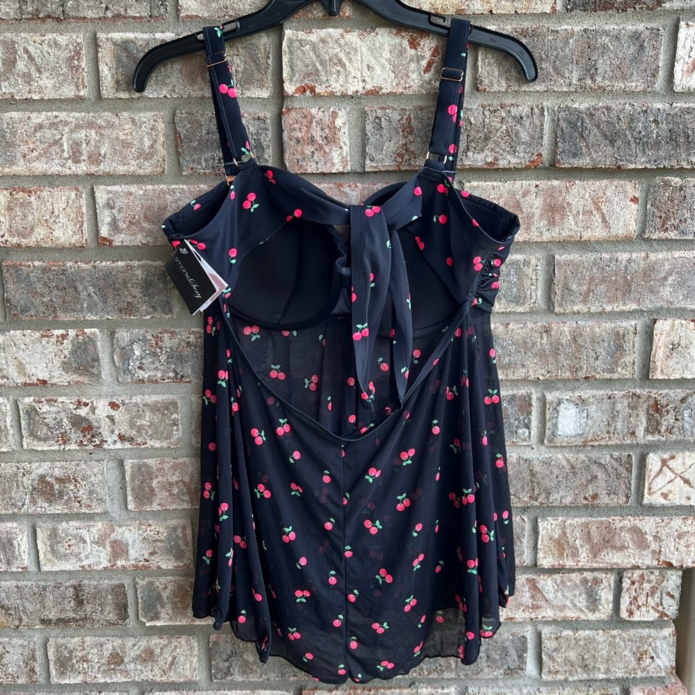 🍒💣 Pinup cherry tankini style swim top - Picture 6 of 12